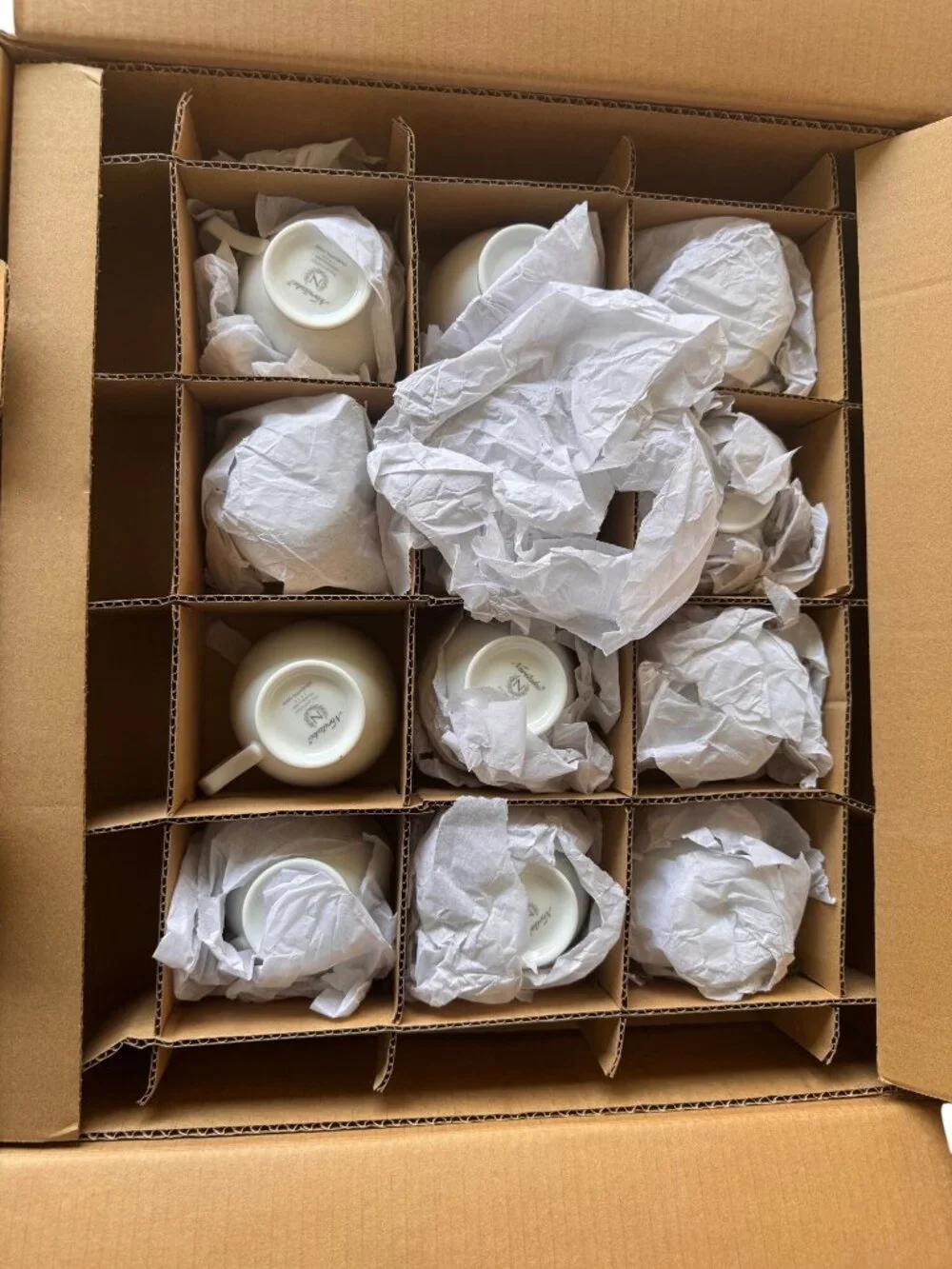 NWB Noritake Charlotta Gold 60 Piece Value Set , Service 12 White